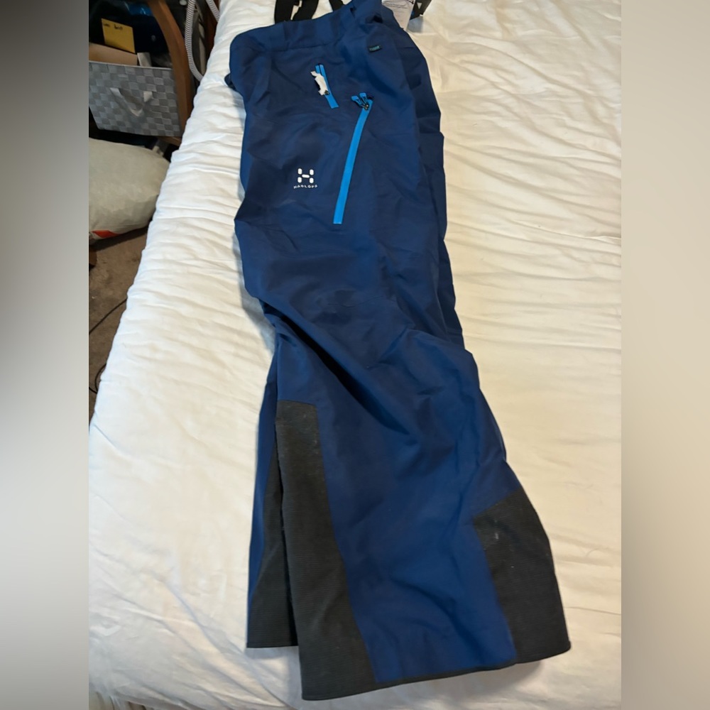 Haglofs waterproof men’s ski pants. Size XL (34-36)